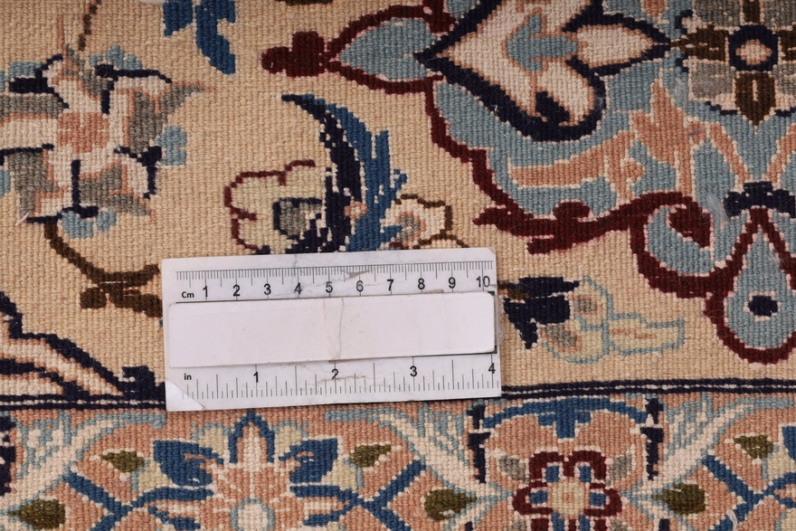 Nain9La Carpet  365x248