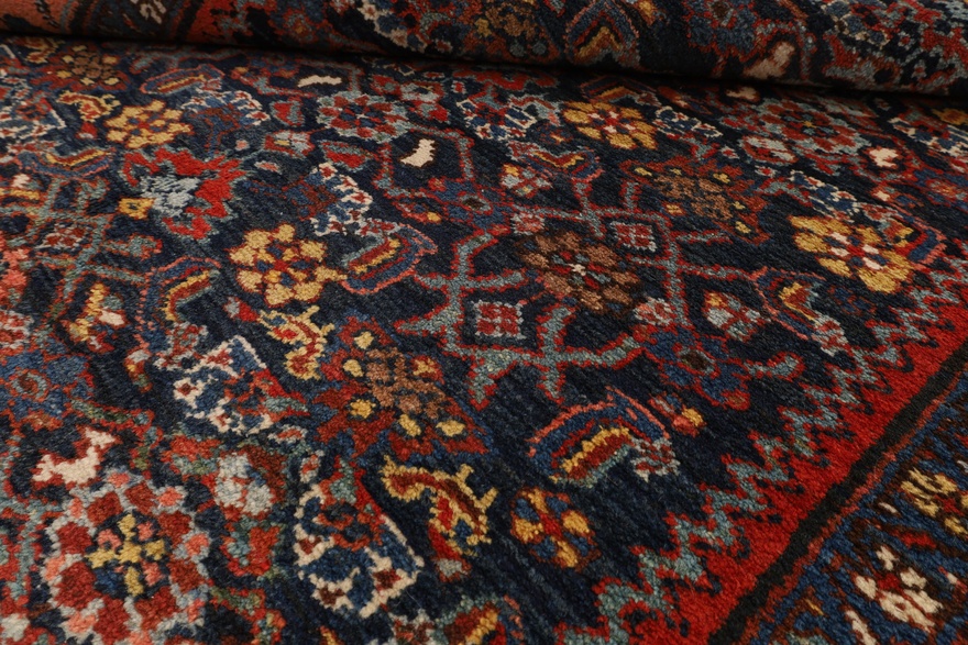 Antique Bakhtiar  Carpet  200x130