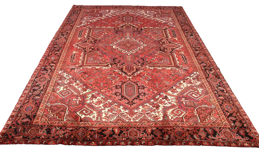 Heriz Carpet 338x258