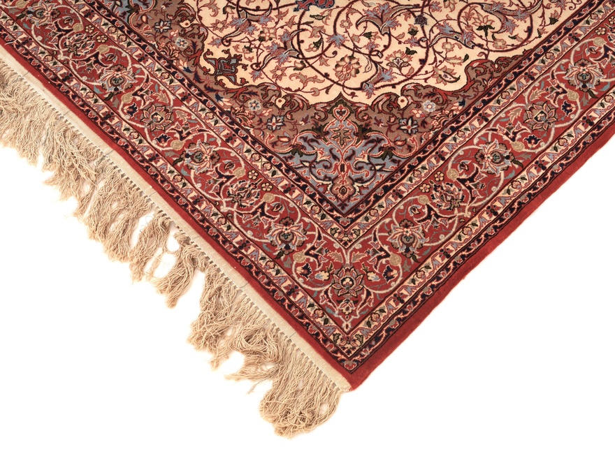 Isfahan Carpet 162x115
