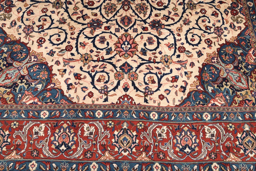 Sarouk Carpet  370x255