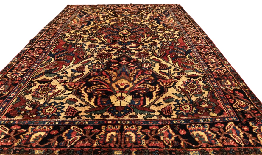 Antique BAKHTIAR Carpet  202x141