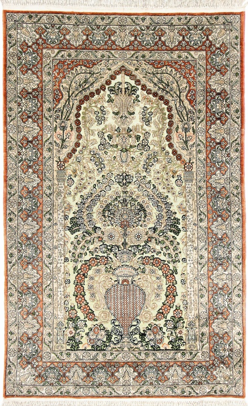 Herike Silk Carpet 125x77