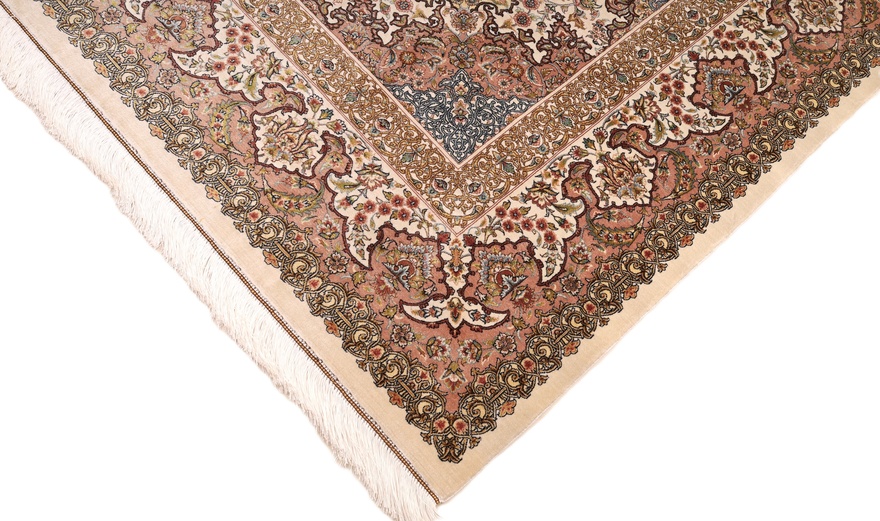 Qum Desigmer  300x200