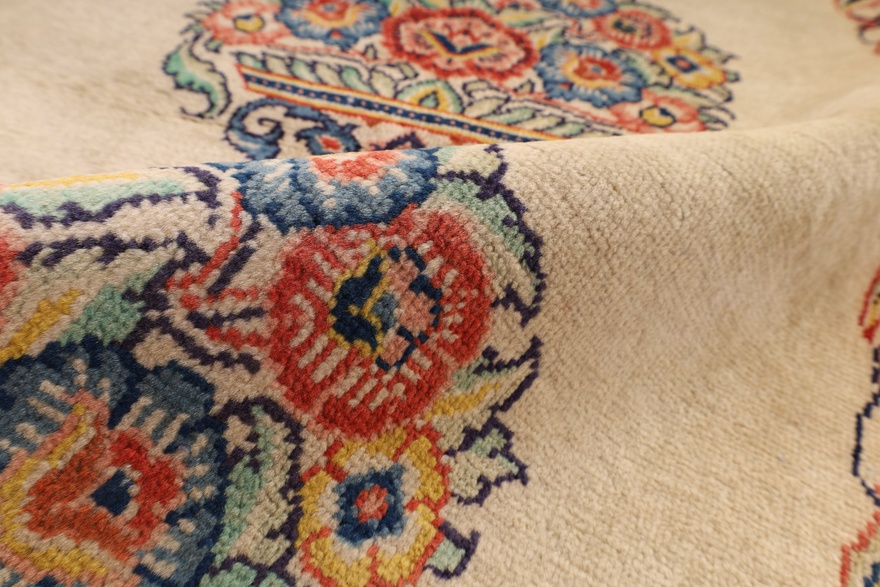 Sarough Carpet 298x90