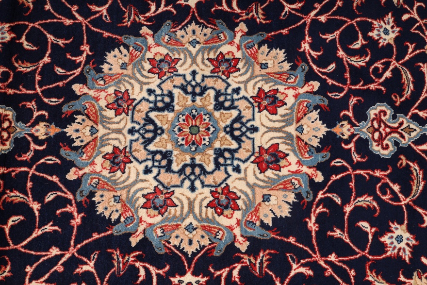 ISFEHAN Carpet 163x105