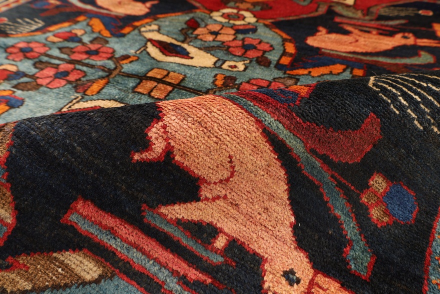 Antique BAKHTIAR Carpet  200x132