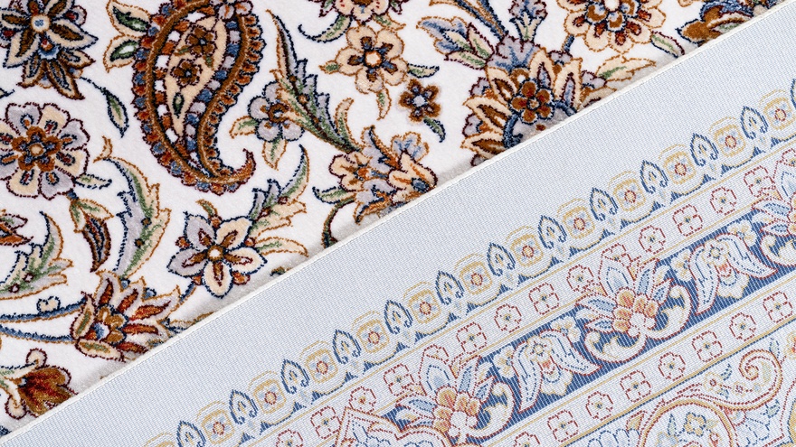 Qom  Dahlia Carpet 300x200