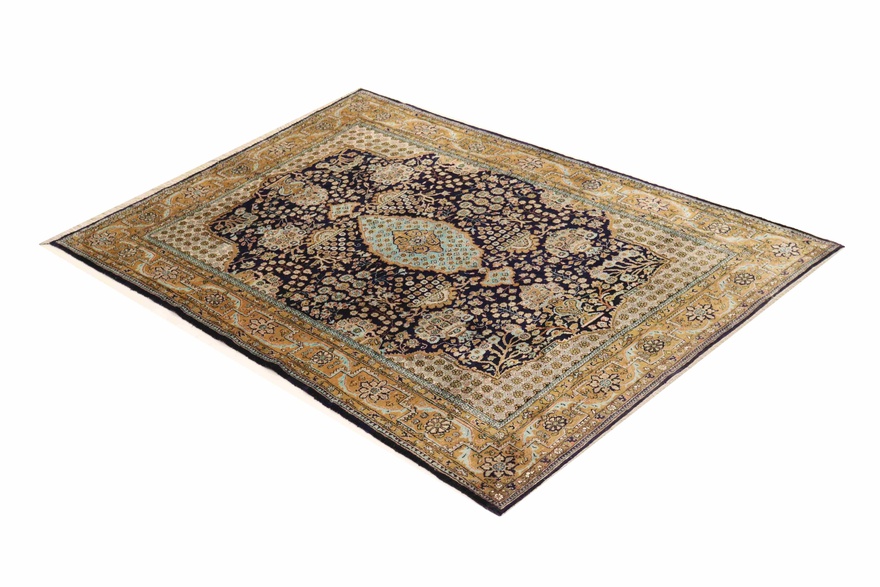 Ghom Silk Carpet  200x137