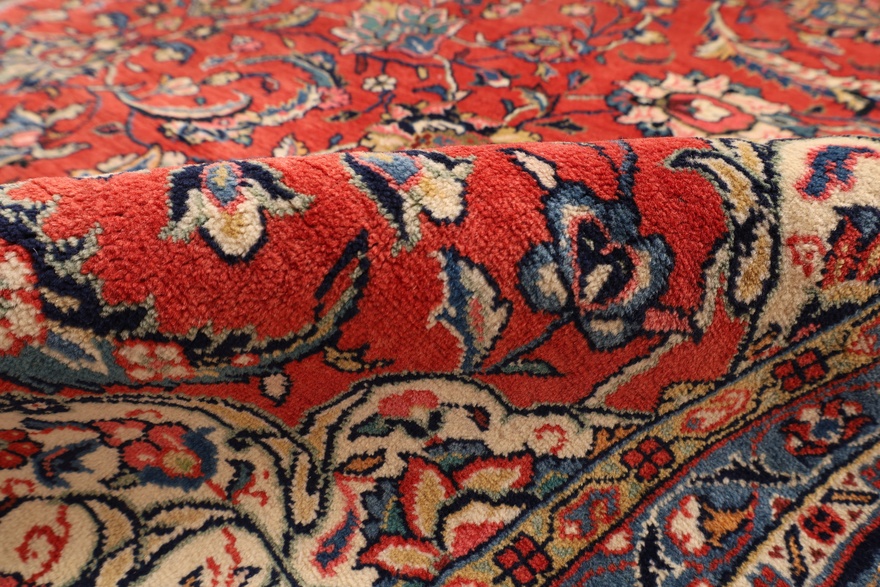 Sarouk Carpet  320x225