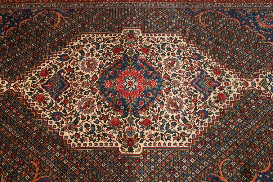 Bakhtiari Carpet 319x206
