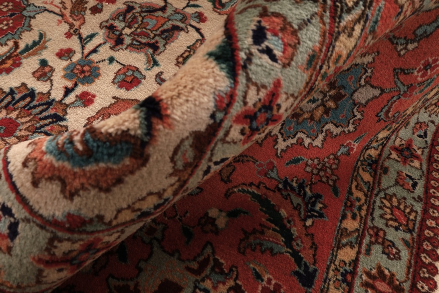 Tabriz  Majdi Carpet  415x304