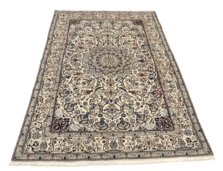 Nain 9lA Carpet  271x161