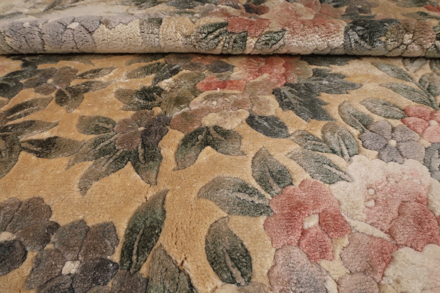 China Carpet 204x204