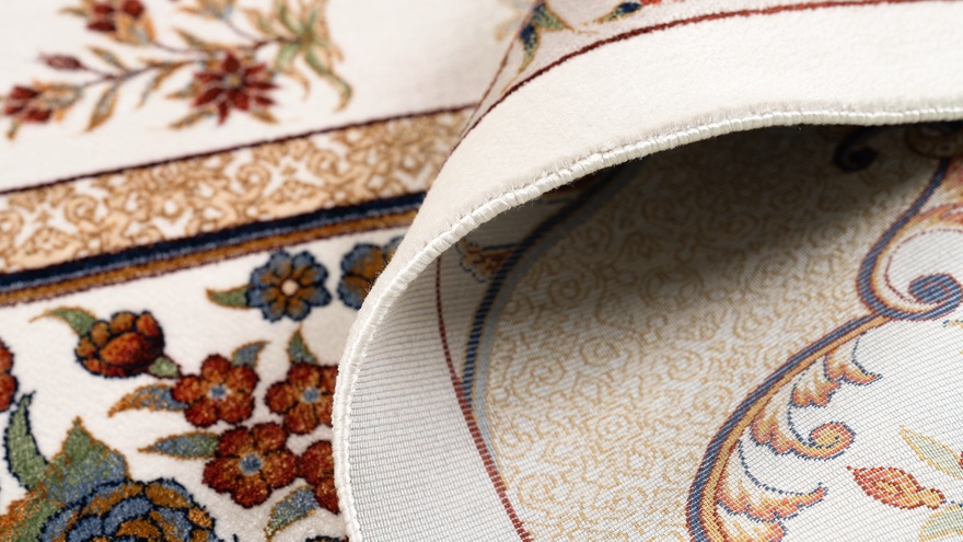 Qom  Dahlia Carpet 230x160