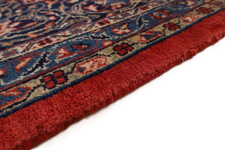 Sarouk Carpet  320x225