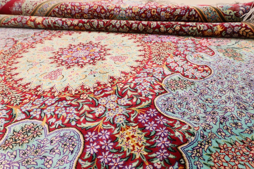 Qom Silk Mosaveyan Carpet  196x196
