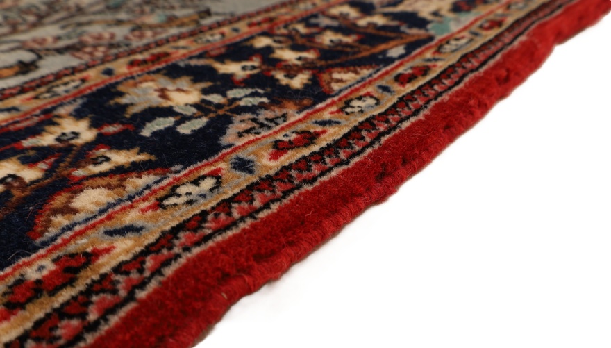 China Carpet 124x69