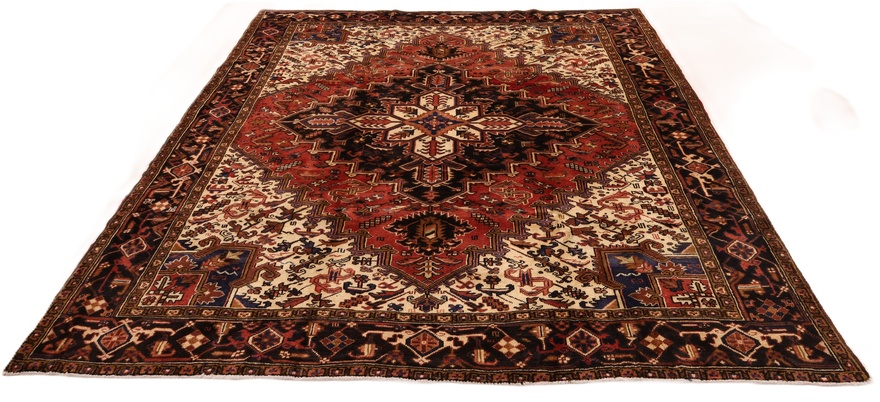 Heriz Carpet  292x256