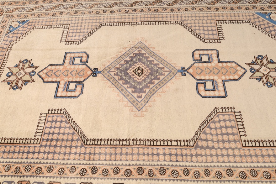 Ardebil Carpet 269x169