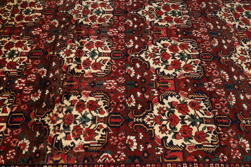 Antique BAKHTIAR Carpet  328x218