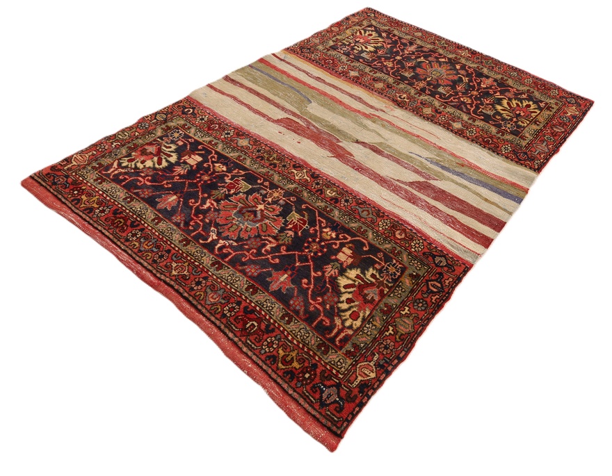Heriz Antique Carpet 204x140