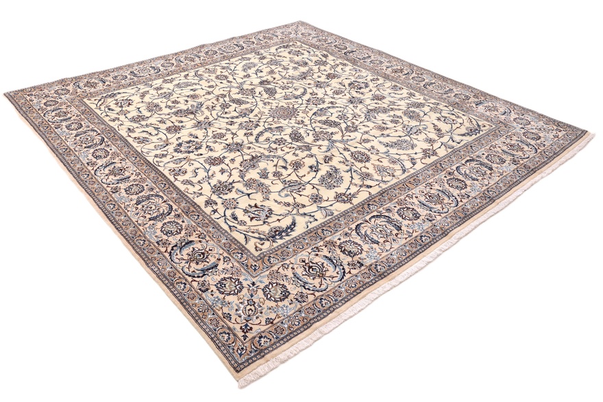 Nain9La Carpet  306x292