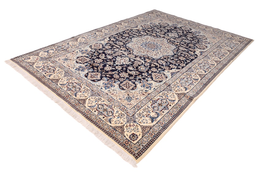 Nain9La Carpet  365x248