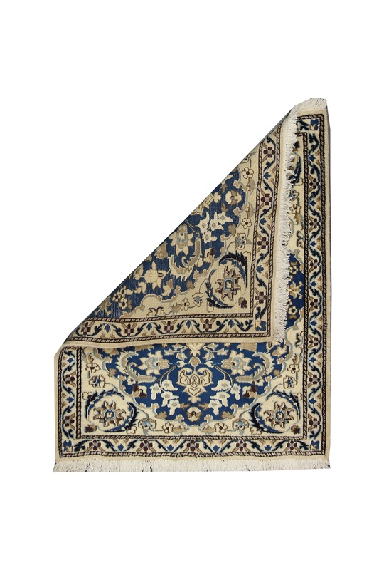 Nain  carpet 120x92