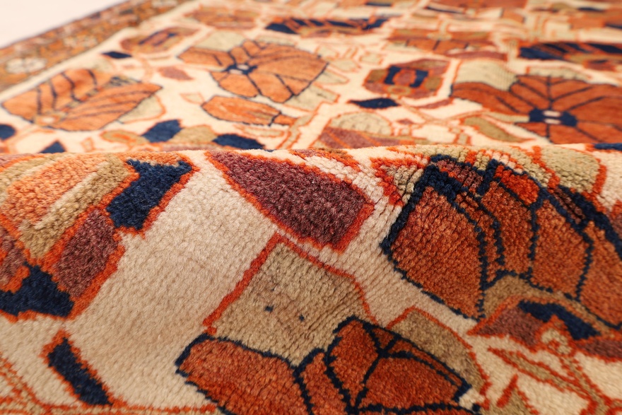 Antique Azerbeijan Carpet  310x110