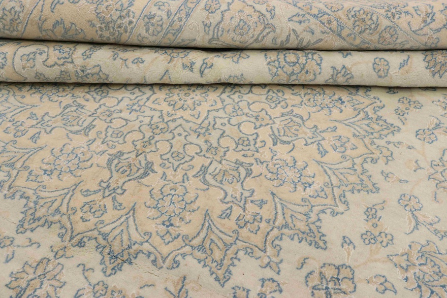 Nain 9 La Carpet 343x247