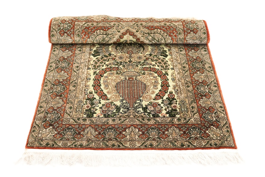 Herike Silk Carpet 125x77