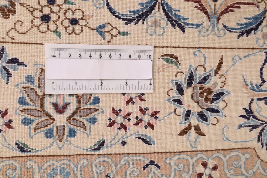 Nain 6 La Carpet 164x110