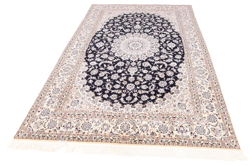Nain 6 La Carpet 265x176