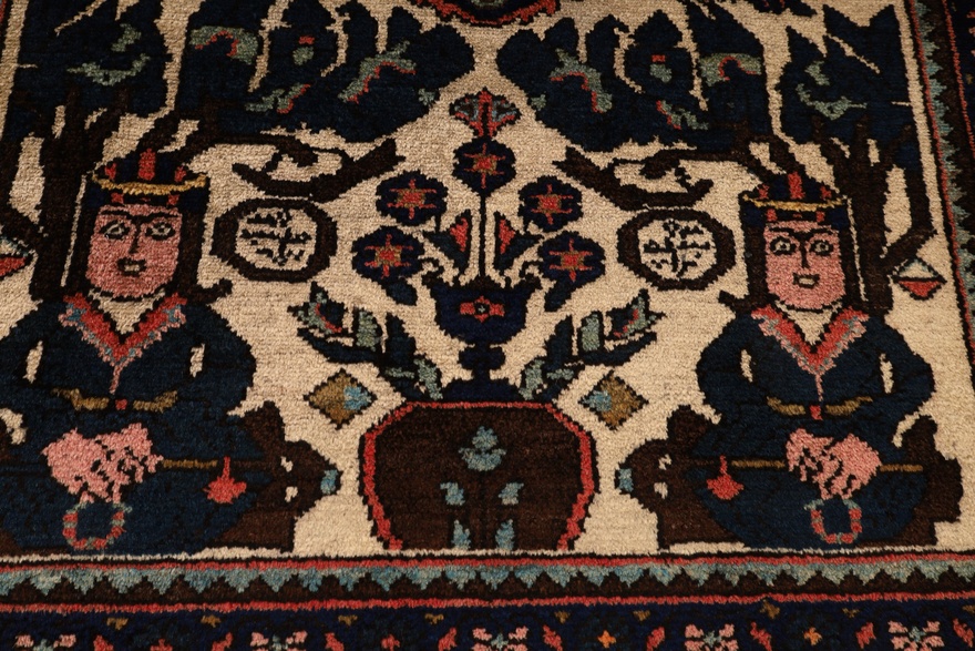 Antique BAKHTIAR Carpet  100x80