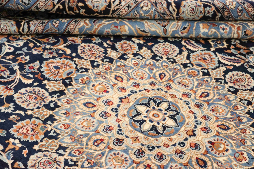 Kashmar Carpet 374x304