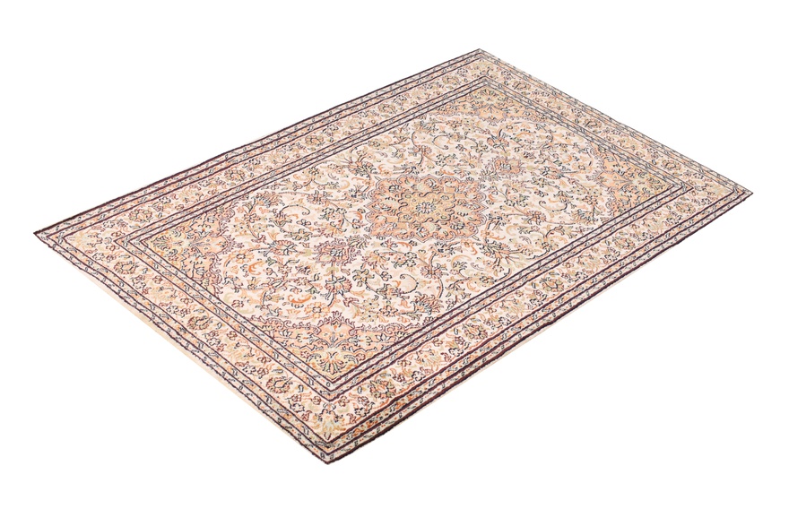 Kahmir Silk Carpet 129x81