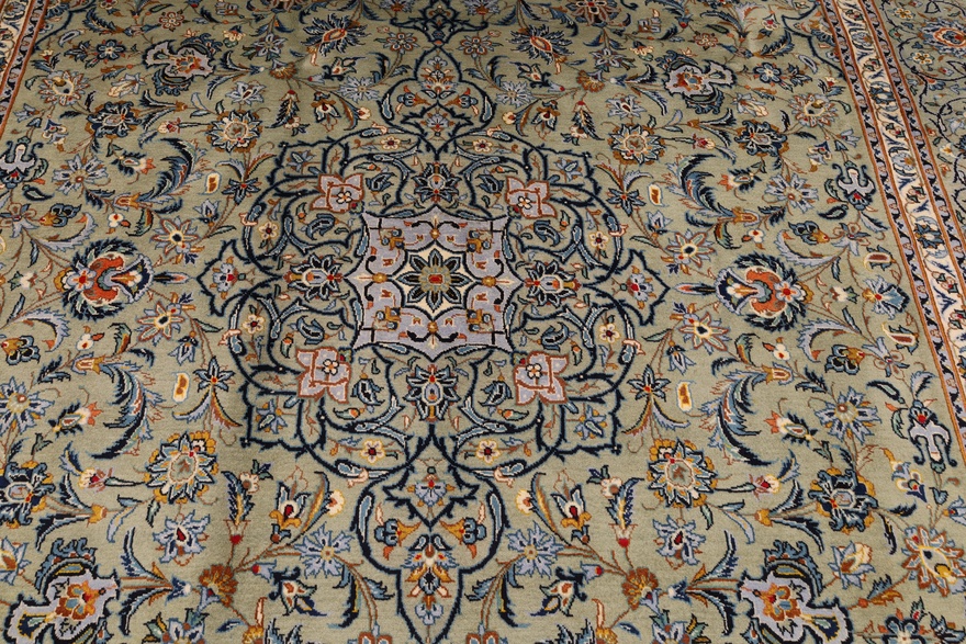 Kashan Marke Mahhtab Carpet 363x250
