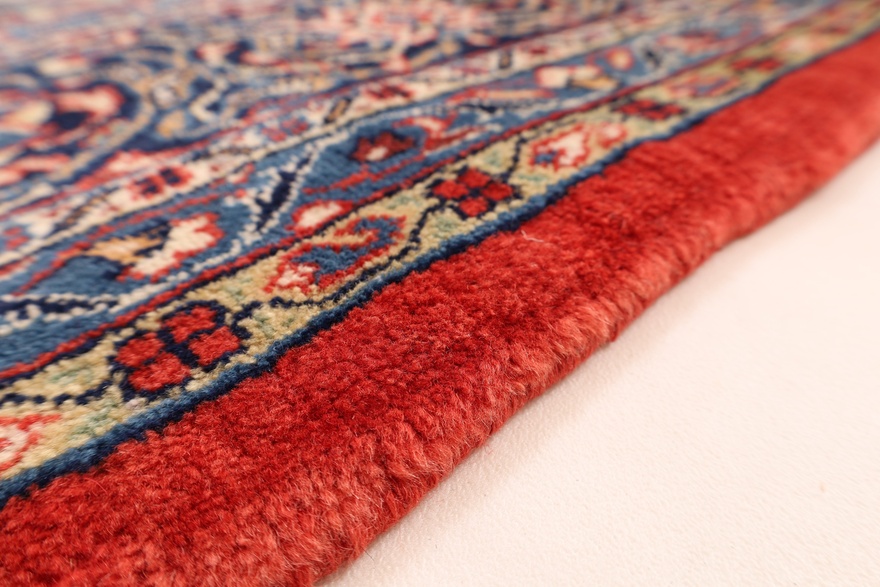 Sarouk Carpet  320x225