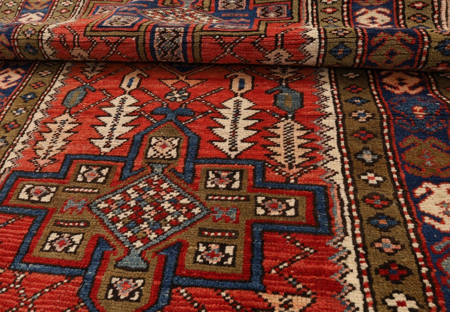 Antique Heriz Carpet  330x100