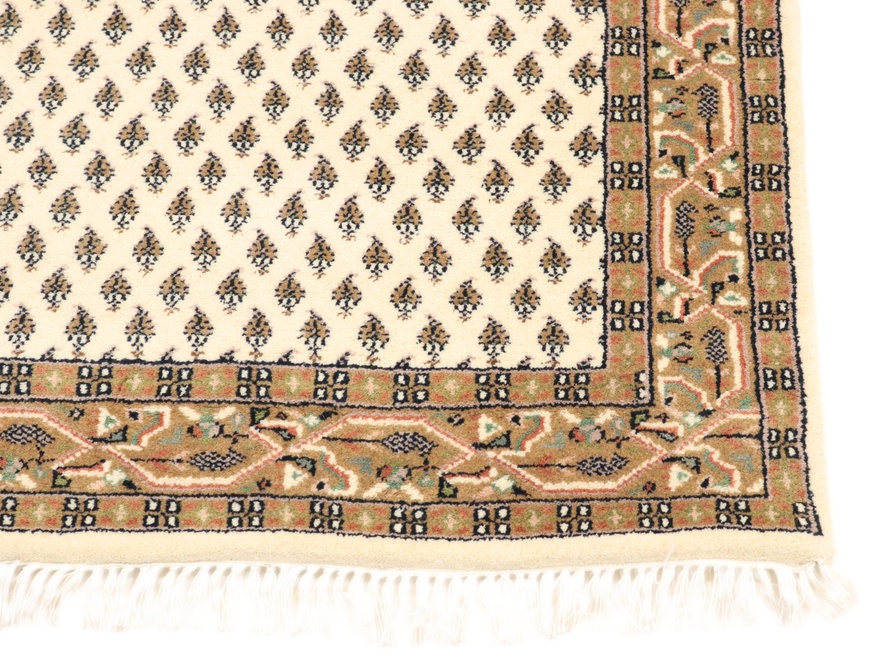 Sarough Carpet 163x93