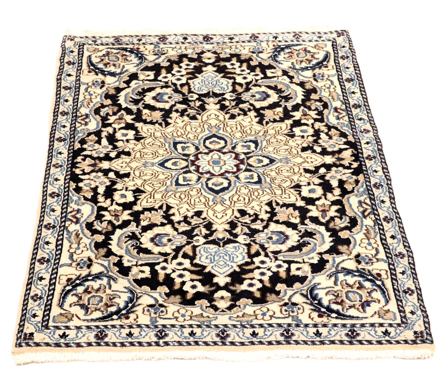 Nain Carpet 139x89